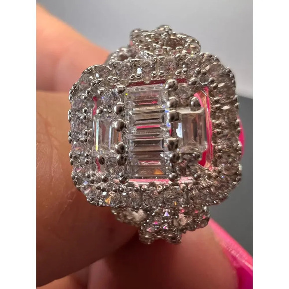 CZ Sterling silver cocktail ring size 9 - Picture 5 of 10
